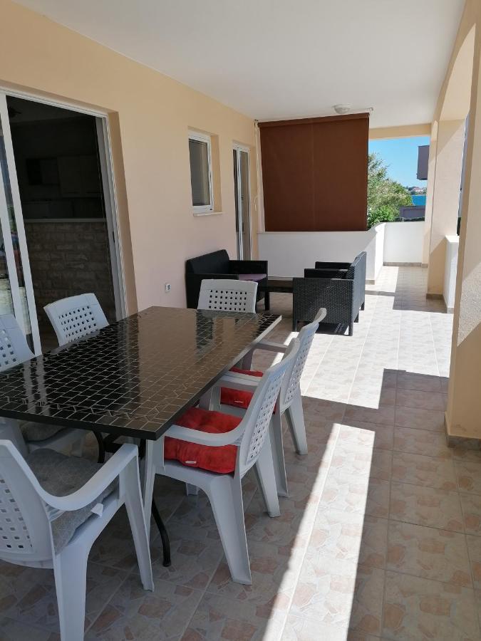 Apartmani Vinko Bibinje Exterior foto